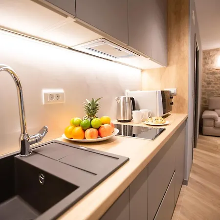 Luxury Lilly 1 Lägenhet *